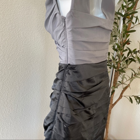 EXPRESS Color Block Ruched Cocktail Dress - Picture 7 of 9